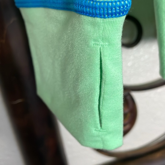 Women’s size large Fila sport reversible long sleeve top - Picture 3 of 11